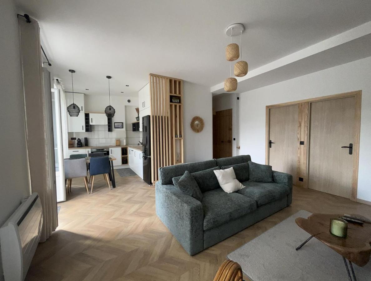 Carnot Place Bourgoin-Jallieu Exteriér fotografie